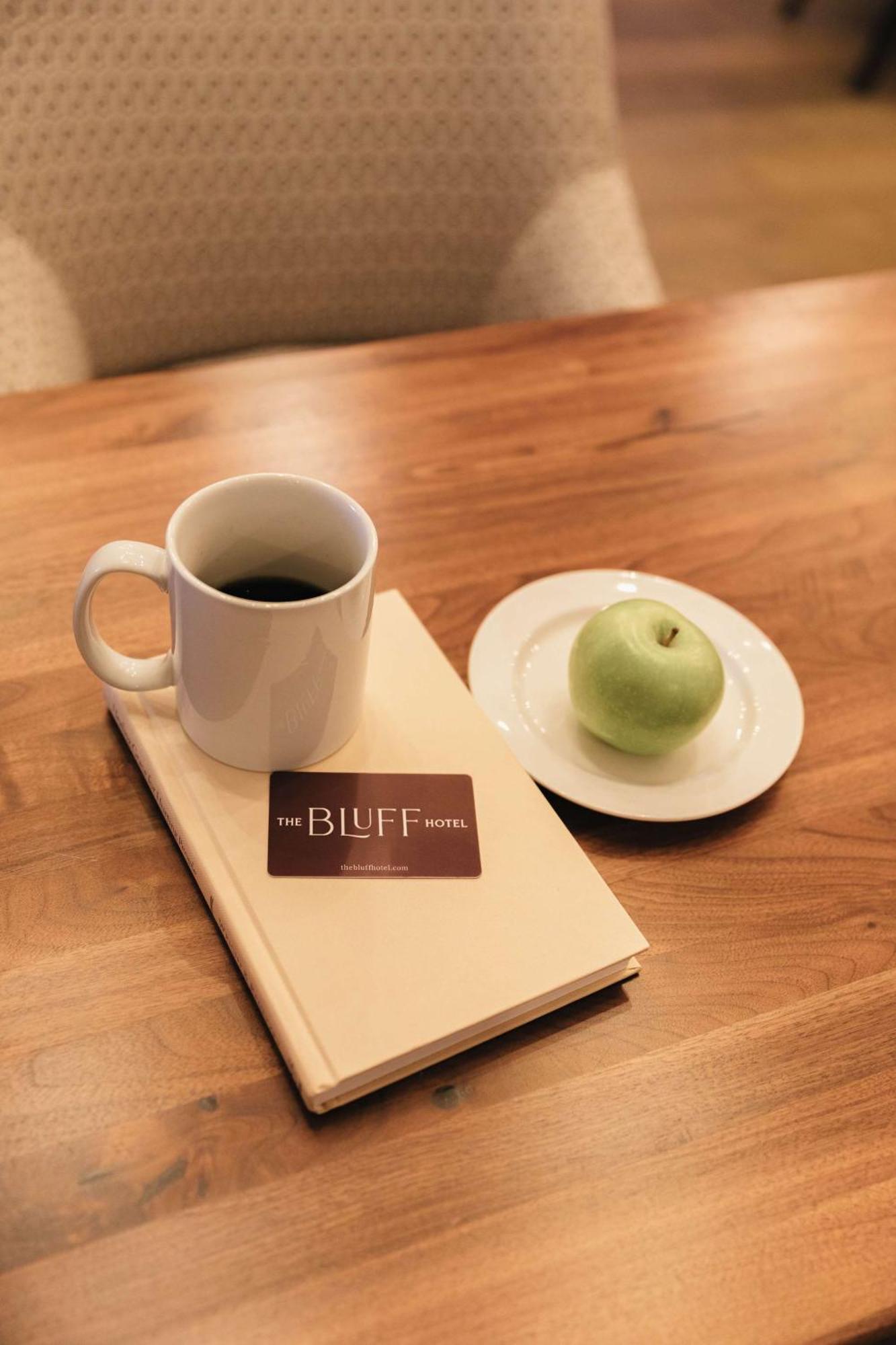 The Bluff Hotel Savannah, Tapestry Collection By Hilton エクステリア 写真